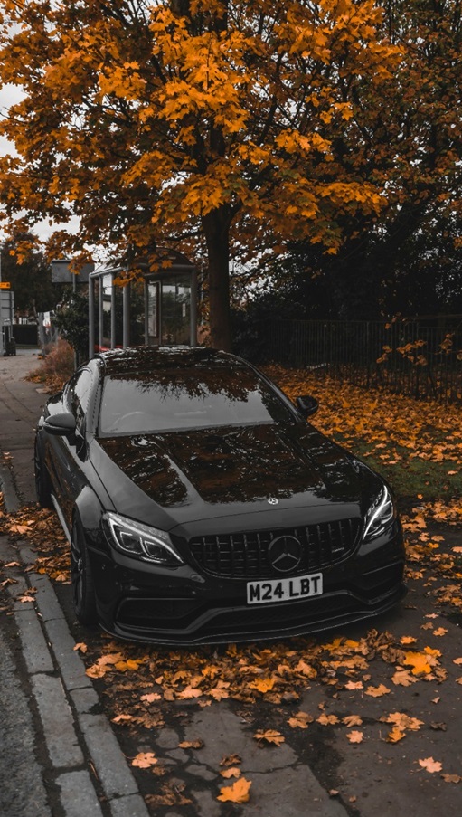 Luxurious car image